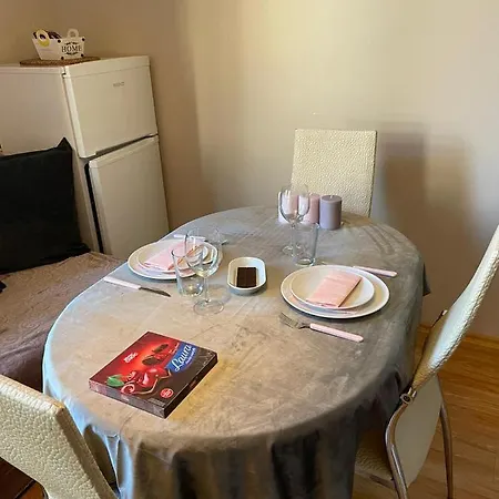 Victoria Place Апартаменти